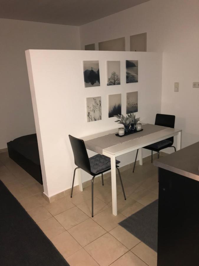 Downtown Rose Garden Apartments Whit Garage Opcional Будапеща Екстериор снимка