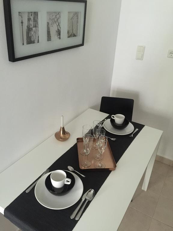 Downtown Rose Garden Apartments Whit Garage Opcional Будапеща Екстериор снимка